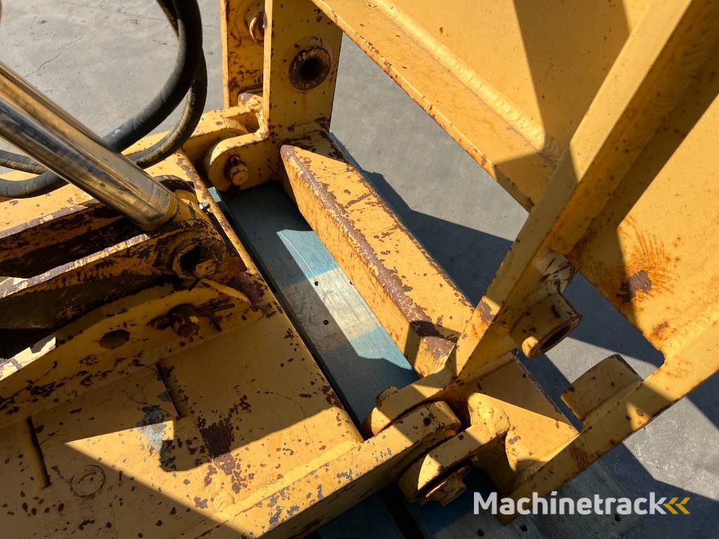 CAT 12H / 120M / 120H / 140G / 140H / 140K / 140M / 1