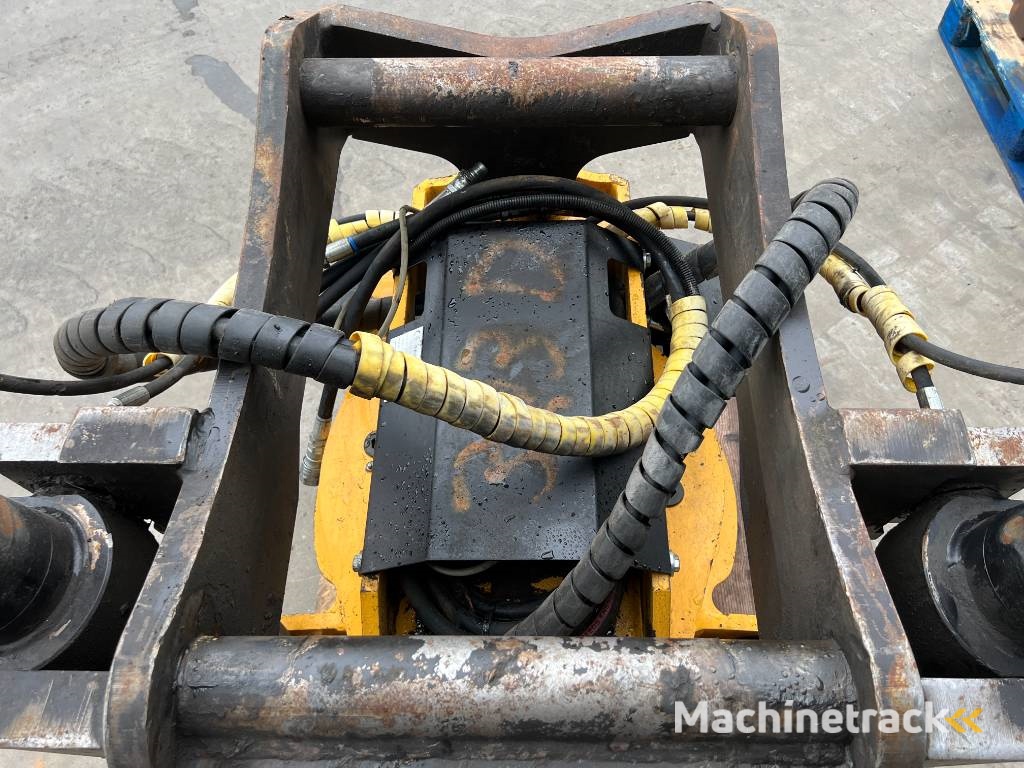 Engcon EC30-S70-S70-SS9