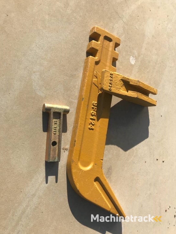 CAT 120H / 120M / 140H / 140M / 160H / 160M Scarifier