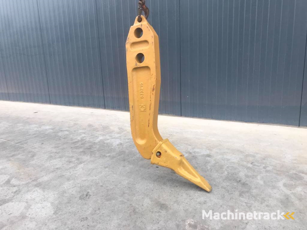 Komatsu D61 Shank