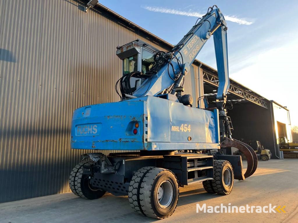 Fuchs MHL454