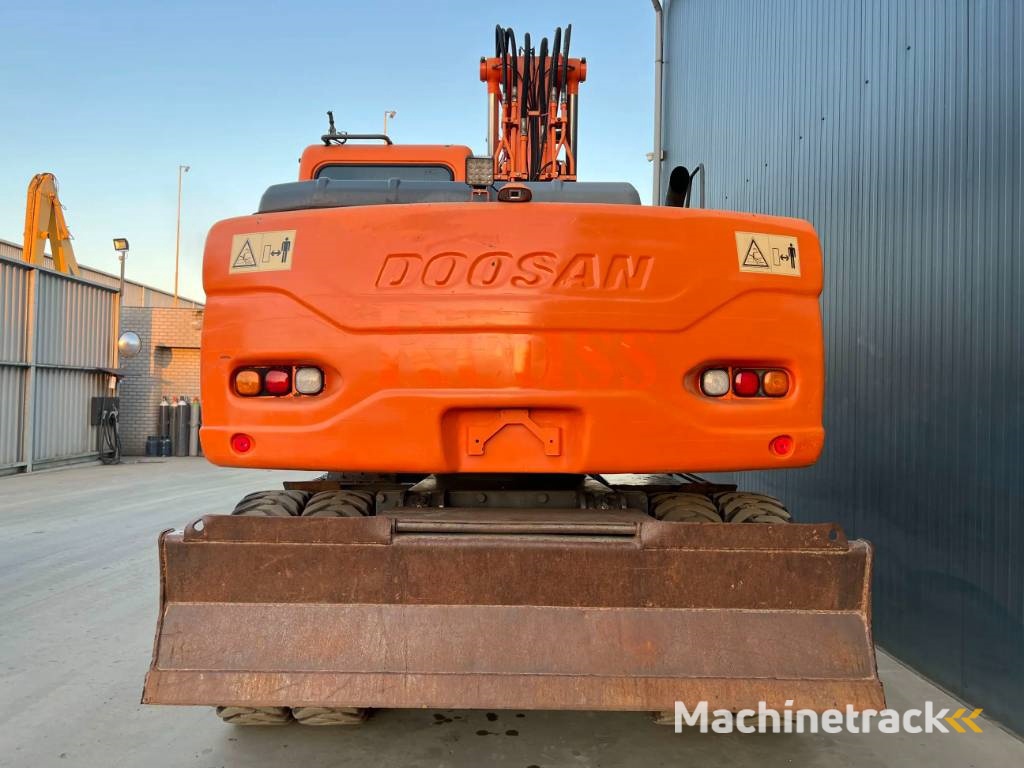 Doosan DX170W