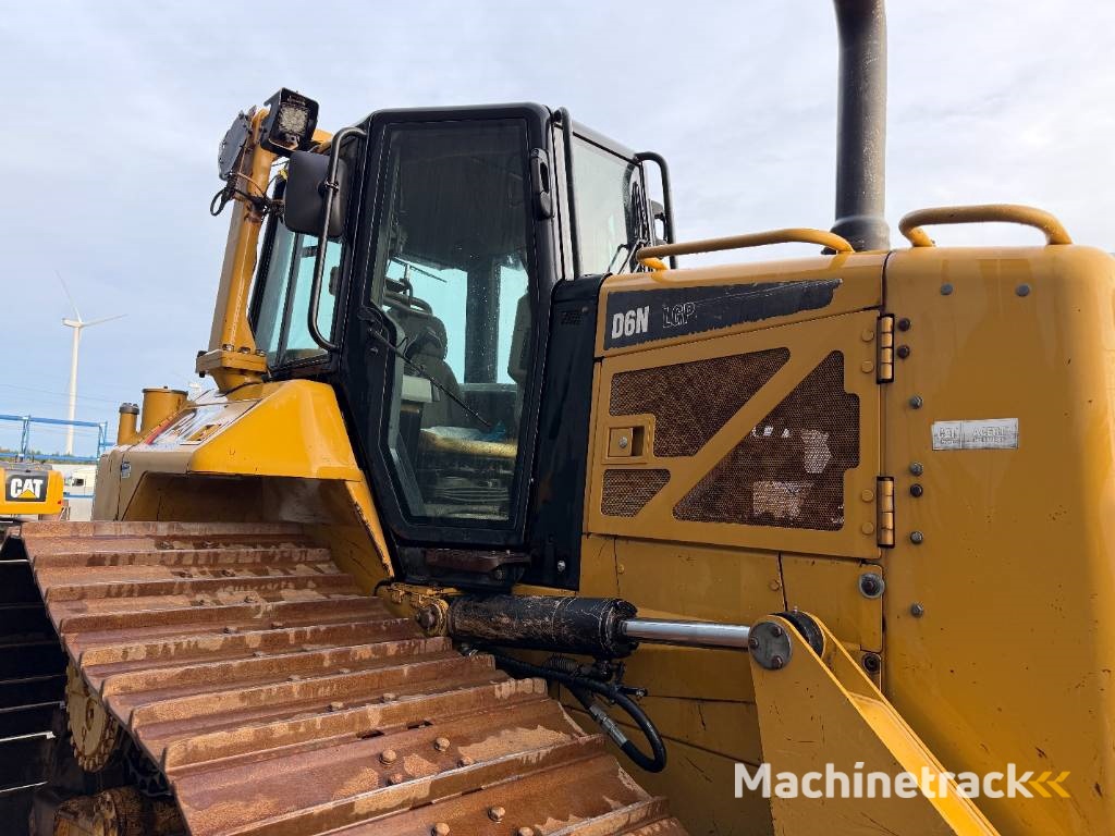 CAT D6N LGP