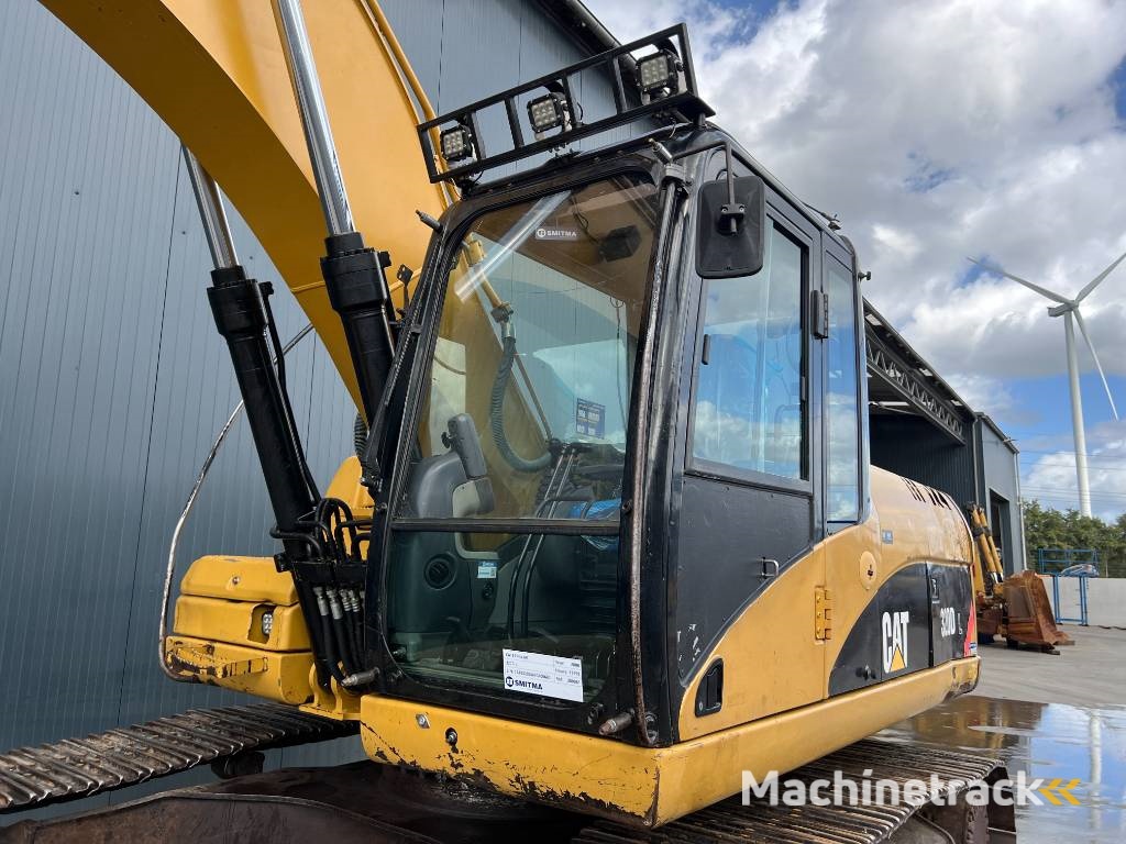 CAT 320D L