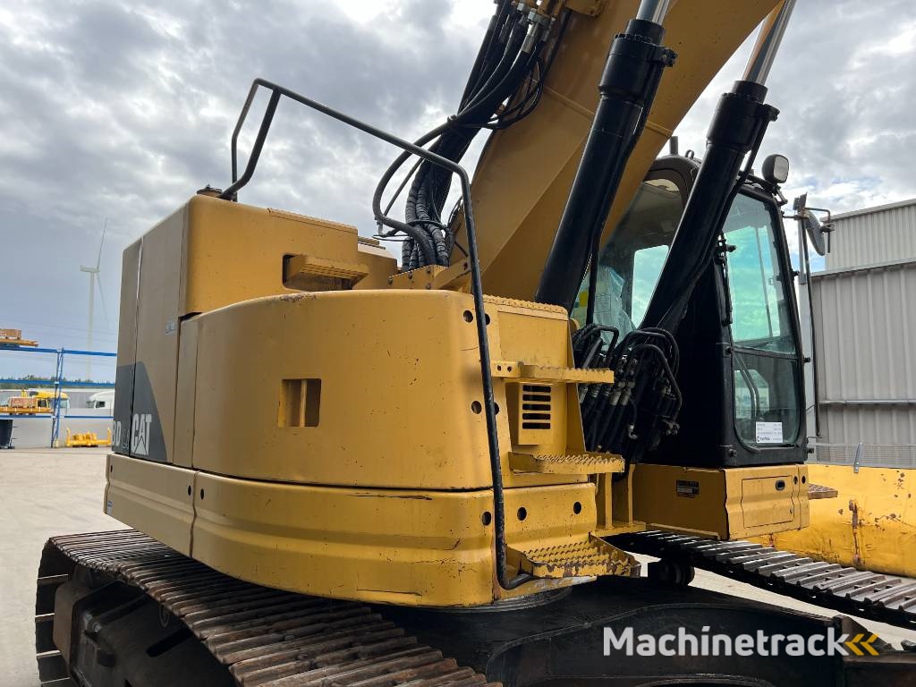 CAT 328D LCR