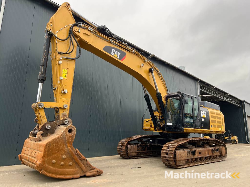 CAT 352F