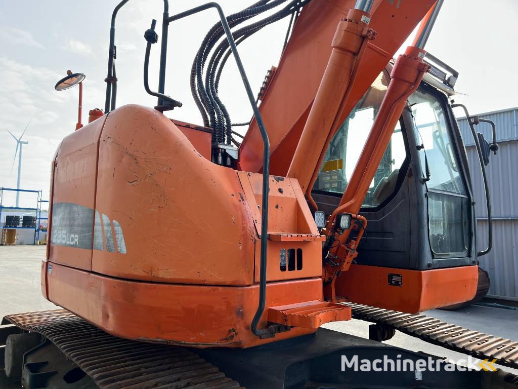 Doosan DX235LCR