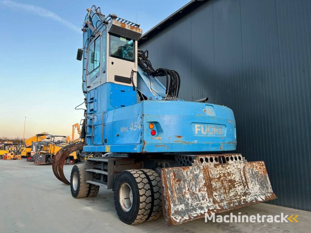 Fuchs MHL454