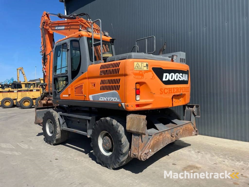 Doosan DX170W-5