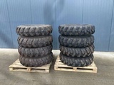 Miniaturansicht von Apollo 1000 x 20 Set / 10.00 x 20: 4x2 Tyres