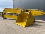 Minituur van Komatsu PC220 18m set Long Reach Equipment
