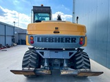 Miniaturansicht von Liebherr A311 Litronic
