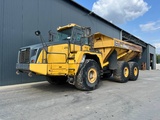 Miniaturansicht von Komatsu HM400-3
