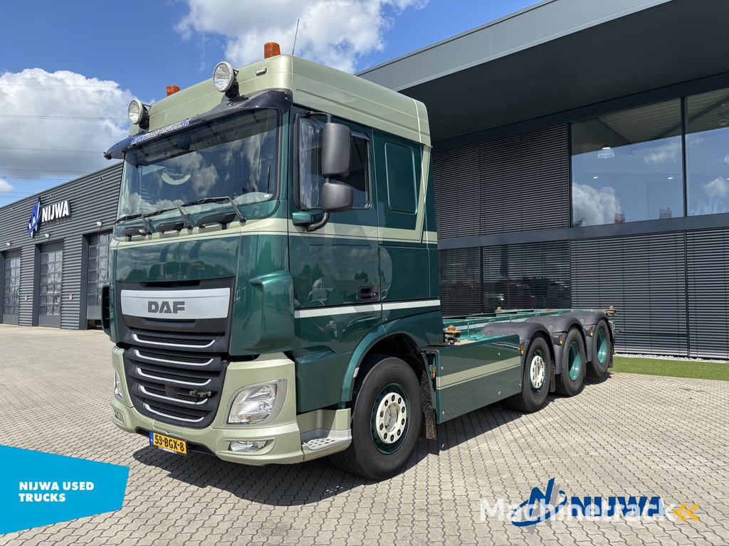 DAF XF 460 8x2 20ft container systeem