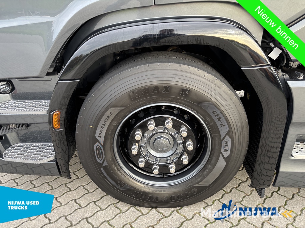 Scania S500 6x2 Low mileage + Showtruck