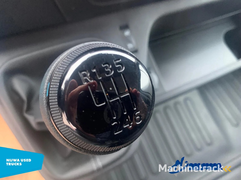 Renault Master 180 L3H2 Parkeersensoren + Airco