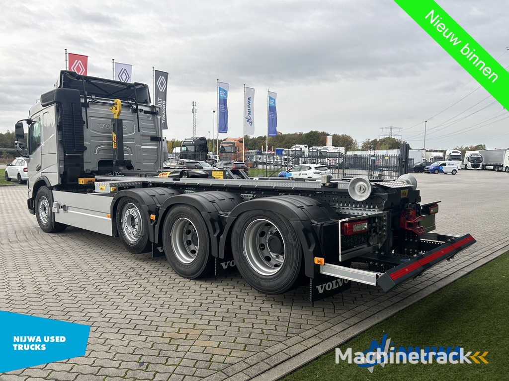 Volvo FMX 540 8x2 Hyva Haakarm + Vangmuil