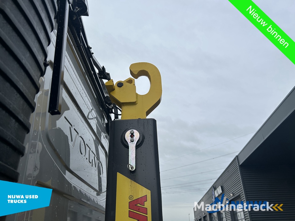 Volvo FMX 540 8x2 Hyva Haakarm + Vangmuil
