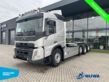 Minituur van Volvo FMX 540 8x2 Hyva Haakarm + Vangmuil
