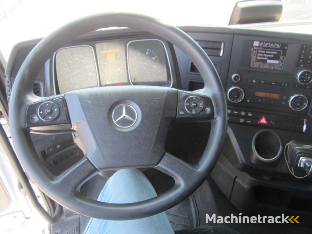 Mercedes Actros