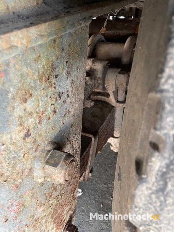 Titan Non spécifié