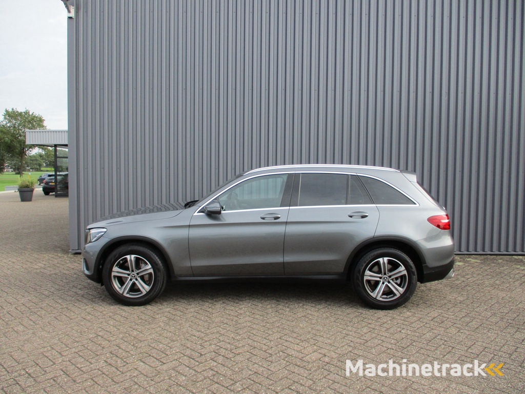 Mercedes-Benz GLC 300 245 PK 4MATIC Navi
