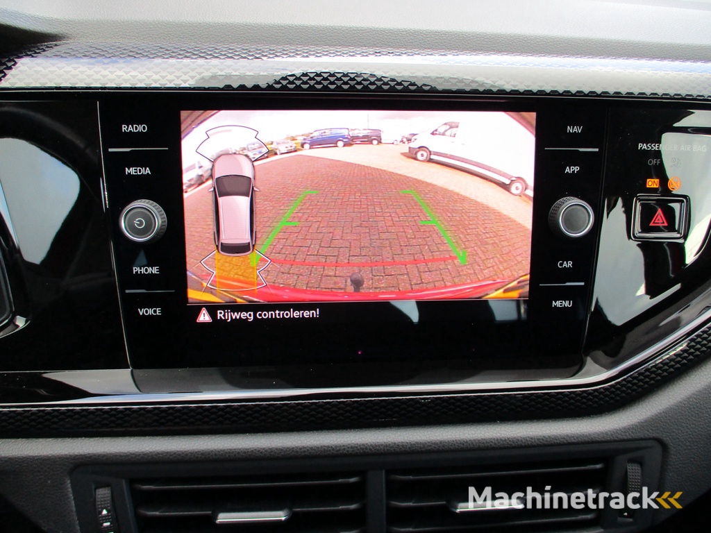Volkswagen Taigo 1.0 TSI Life Business Automaat Trekhaak Apple Carplay