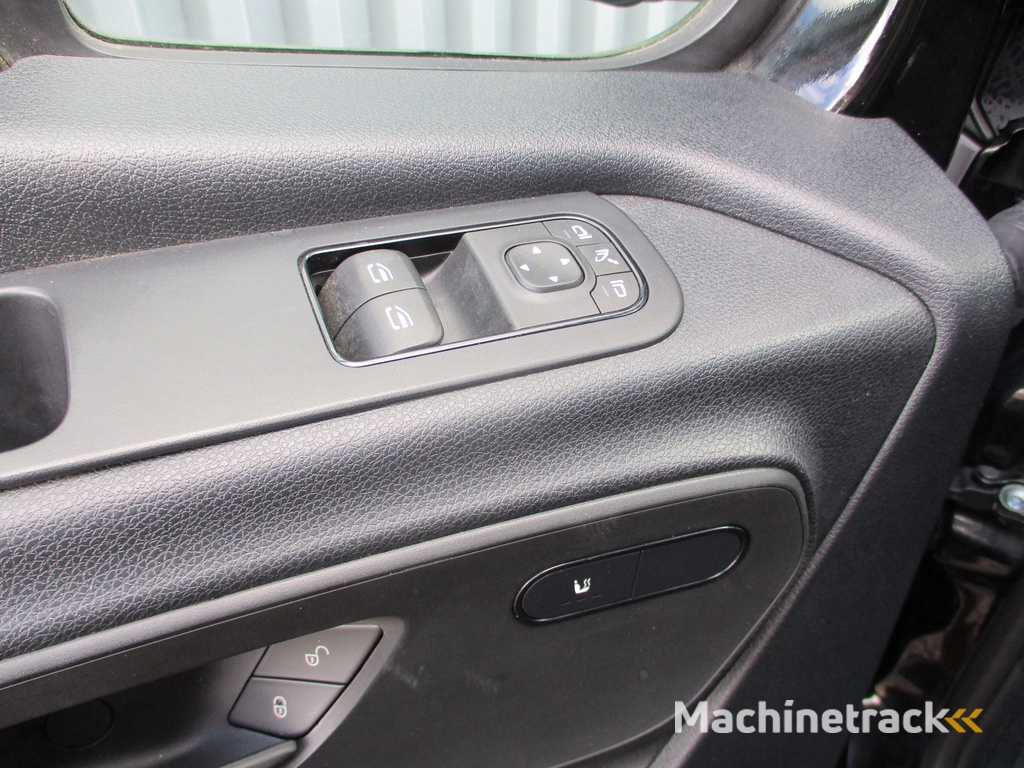 Mercedes-Benz Sprinter 319 CDI 190 PK L3H2 Automaat Led Trekhaak