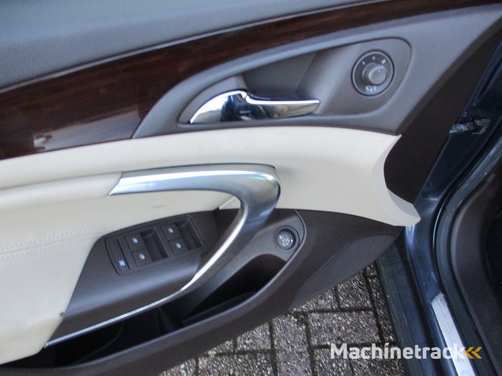Opel Insignia Sports Tourer 1.6 T 180 PK Cosmo Navi