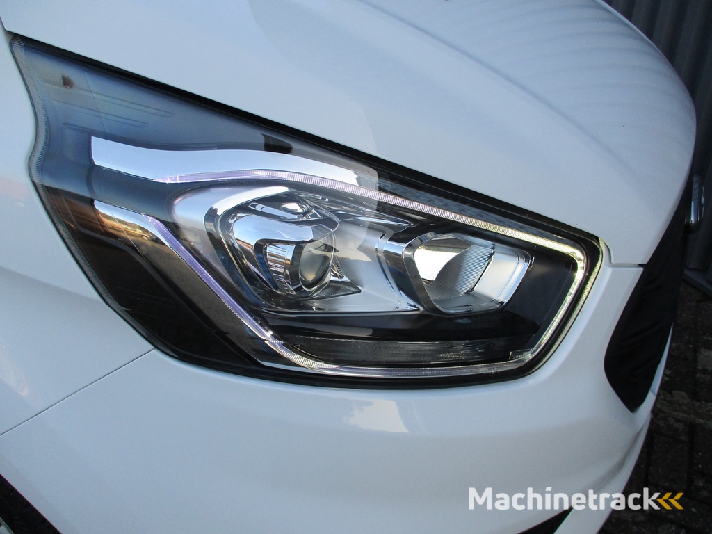 Ford Transit Custom 2.0 TDCI  Trend personenbus 9 persoons