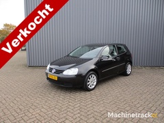 volkswagen-golf-1.6-trendline-airco-trekhaak