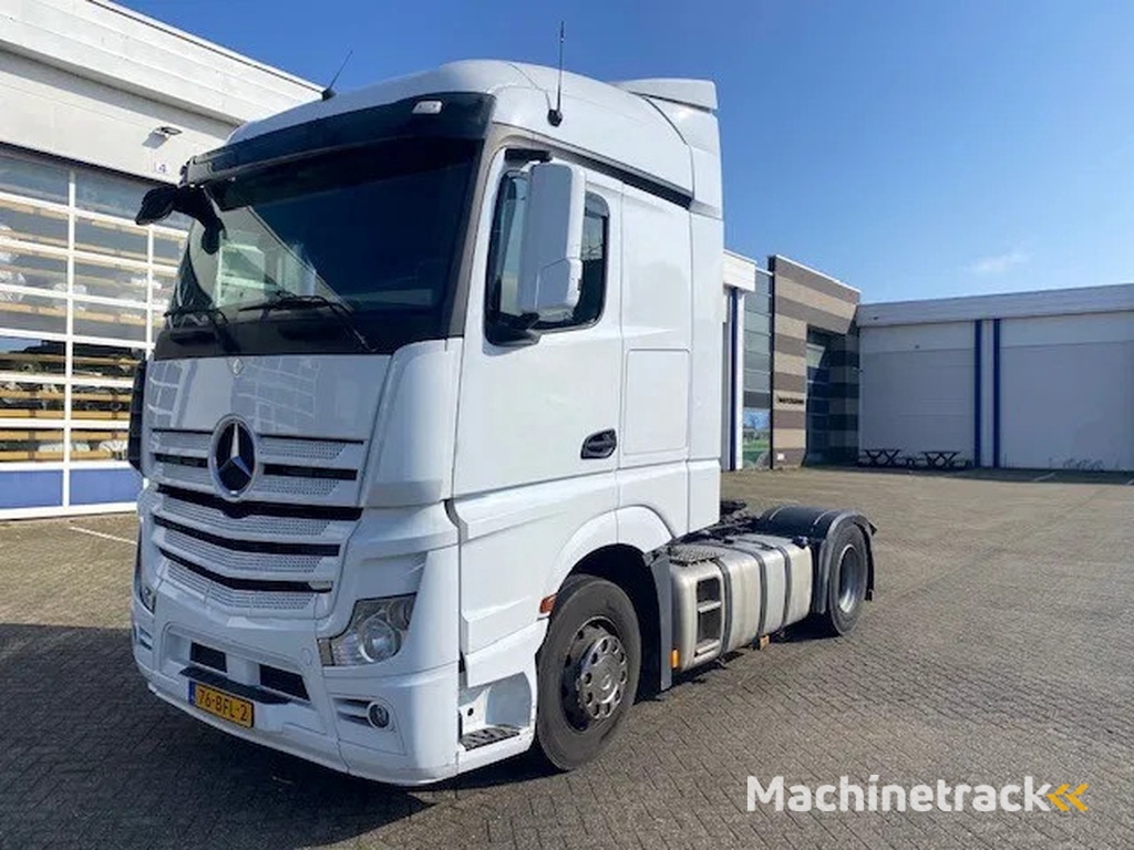 Mercedes-Benz Actros 1845 ls  BREDE EN HOGE cabine, euro 6, wordt verwacht.