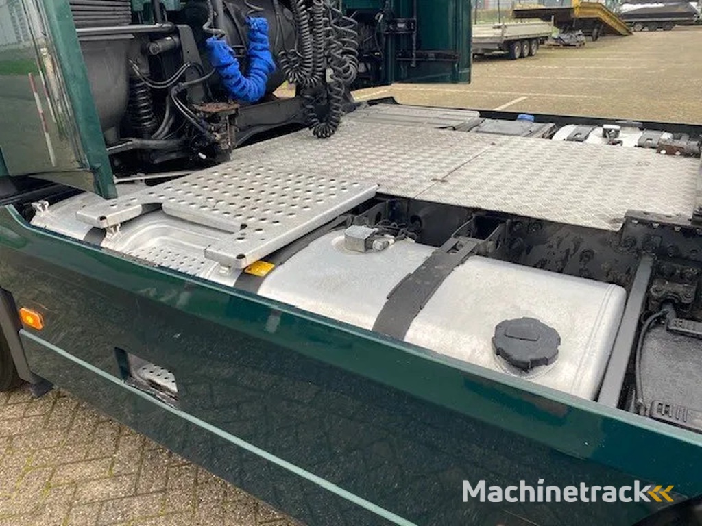 Volvo FH 16 6x2 sleepas trekker ,DL ,750 pk, XL cabine , schuifschotel .