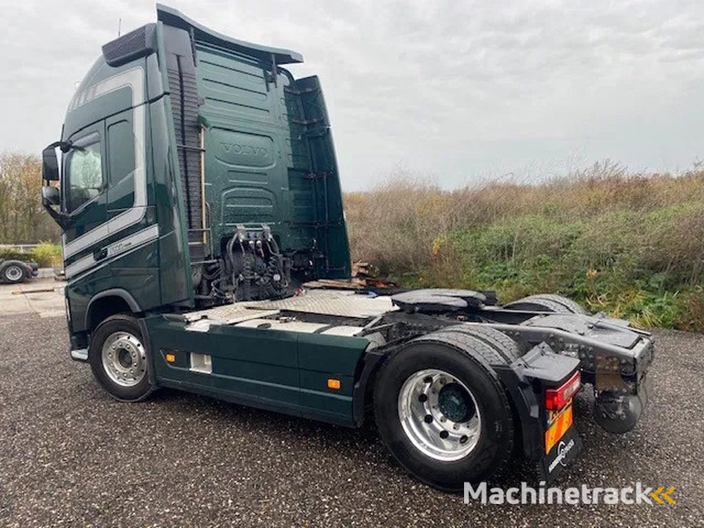 Volvo FH 500 XL  euro 6 full spoilered, 2 x tank, modeljaar 2017