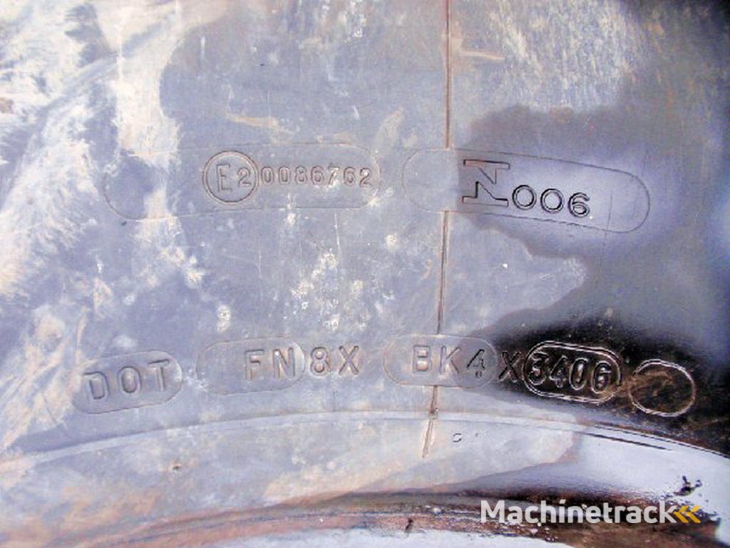 Michelin R20 365/85 XZL