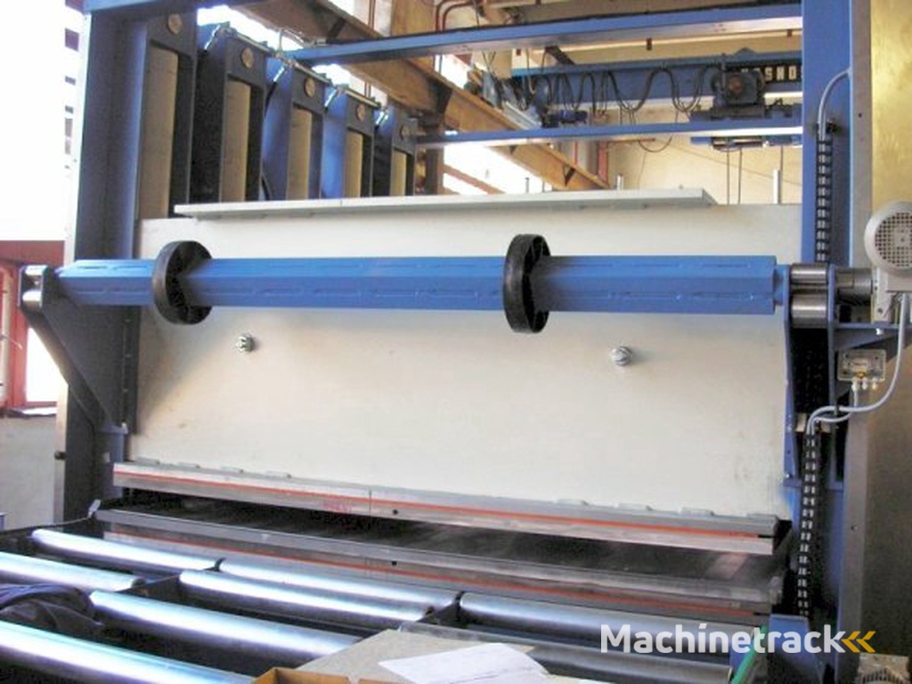 _JINÉ (CZ) Strozatech HL1300