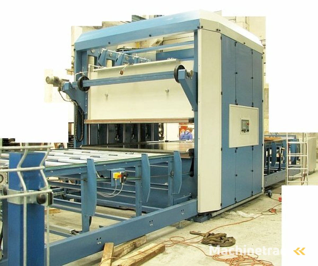 _JINÉ (CZ) Strozatech HL1300