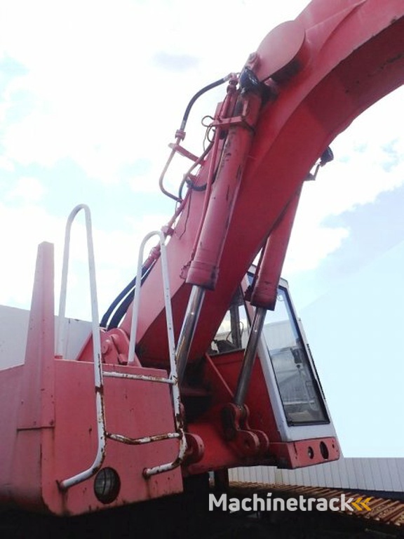 _JINÉ Poclain - 220 CKB