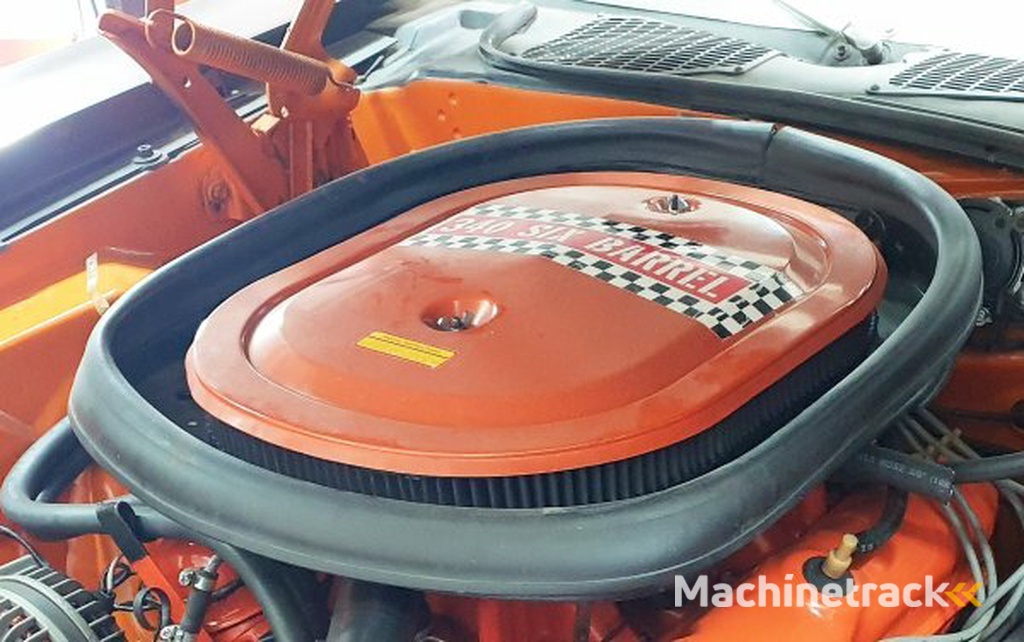 _JINÉ PLYMOUTH - BarraCUDA (AAR, Six-Pack