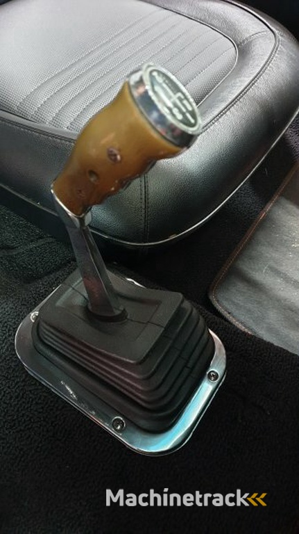 _JINÉ PLYMOUTH - BarraCUDA (AAR, Six-Pack