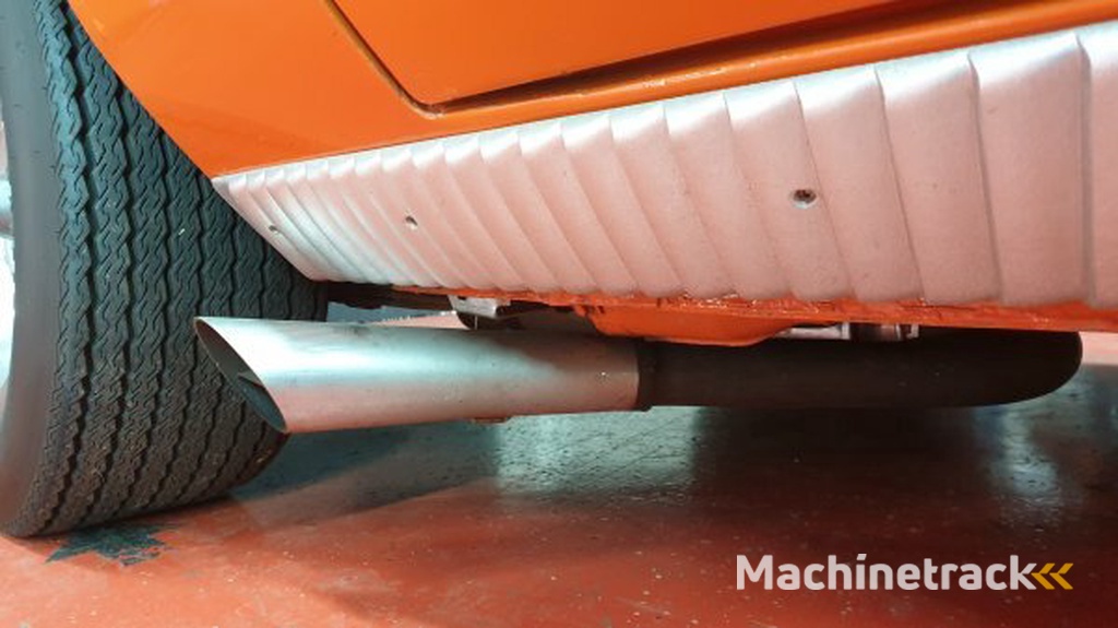 _JINÉ PLYMOUTH - BarraCUDA (AAR, Six-Pack