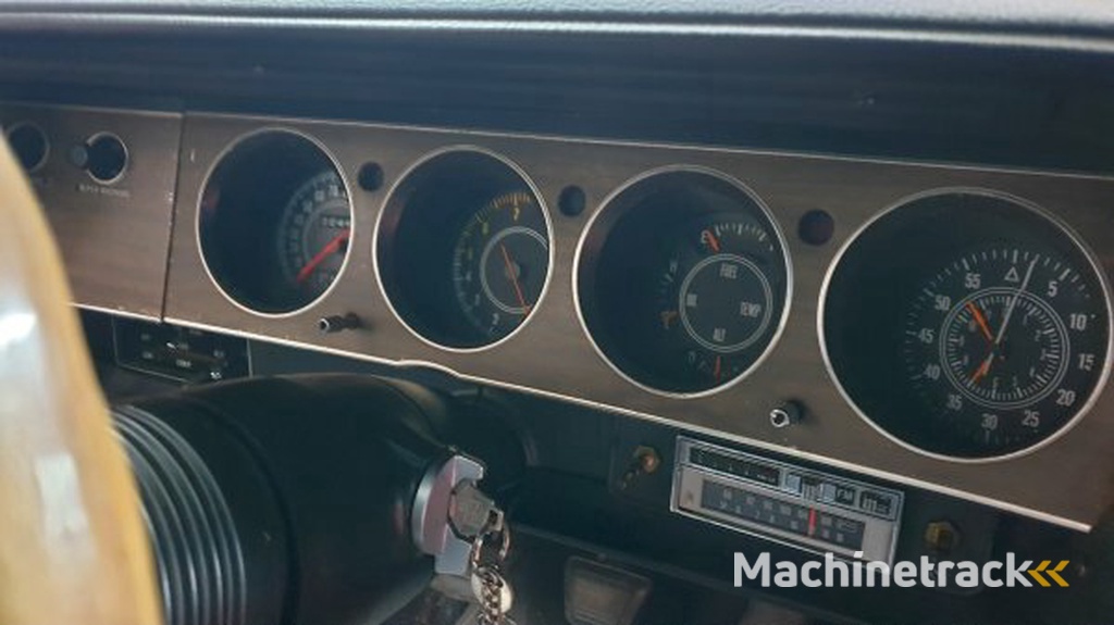 _JINÉ PLYMOUTH - BarraCUDA (AAR, Six-Pack