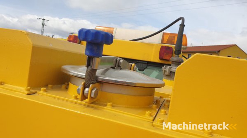 Kubota ST V 40 +Orca +Airmatic