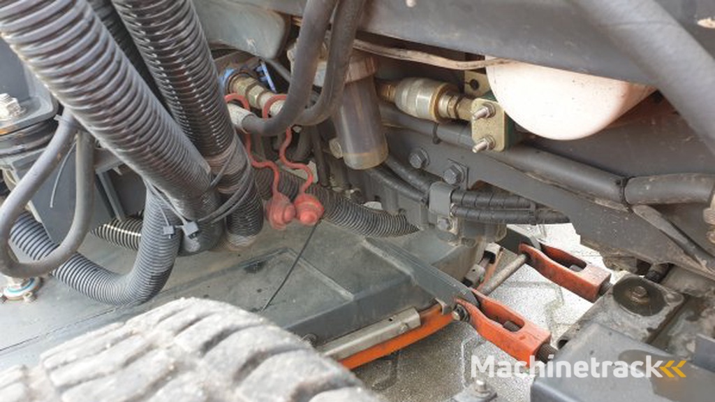 Kubota ST V 40 +Orca +Airmatic