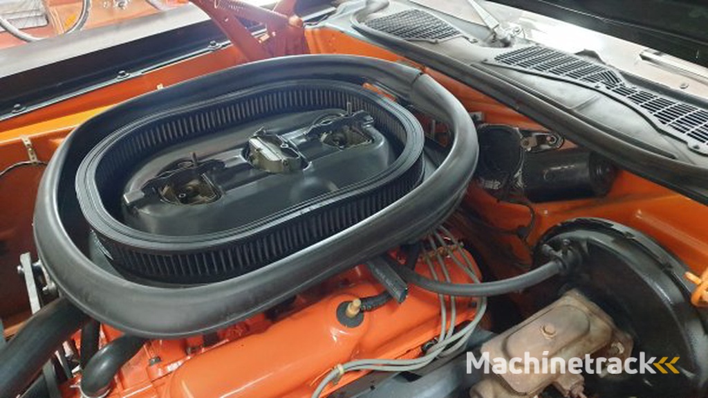 _JINÉ PLYMOUTH - BarraCUDA (AAR, Six-Pack