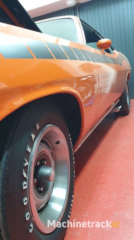 _JINÉ PLYMOUTH - BarraCUDA (AAR, Six-Pack