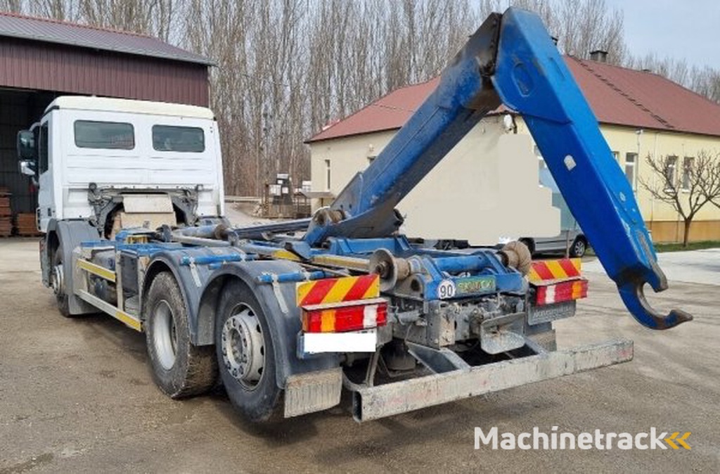 Mercedes Actros 2536 L +Skibicki