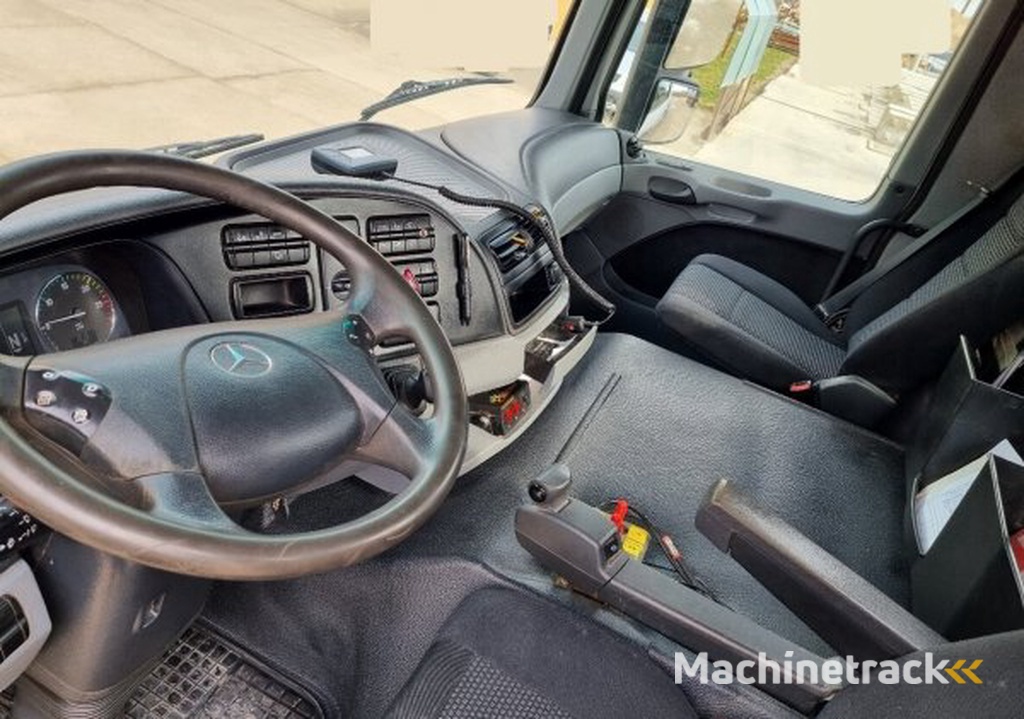 Mercedes Actros 2536 L +Skibicki