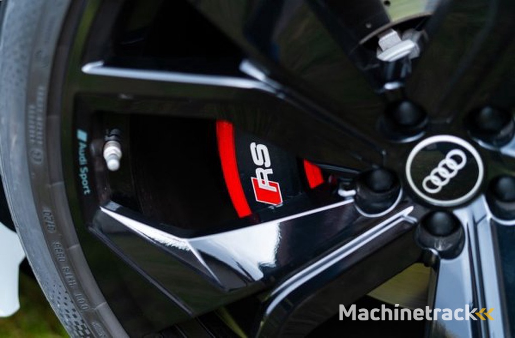 _JINÉ AUDI - RS Q8 TFSi Quattro Dynamik SUV