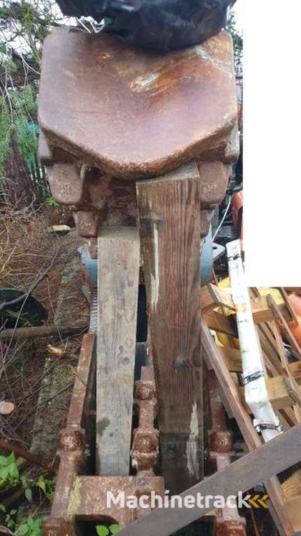 _JINÉ (IT) Hammer - RH40